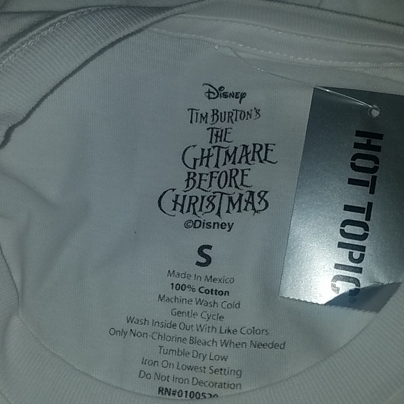 Disney/Hot Topic Nightmare Before Xmas tee - Picture 4 of 4